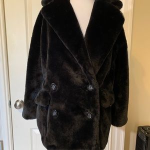 XS Free People Luxurious faux fur black coat
